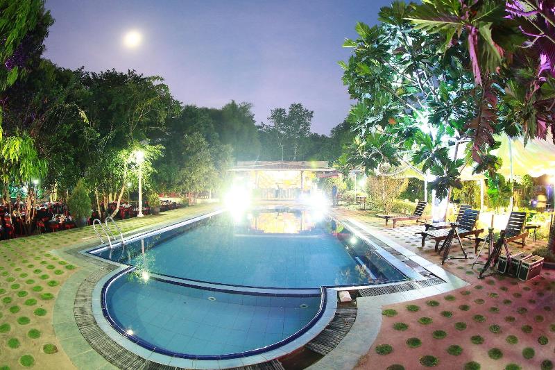 Wet Water Resort image