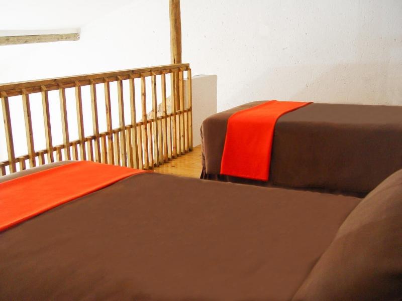 Esther's Lodge image