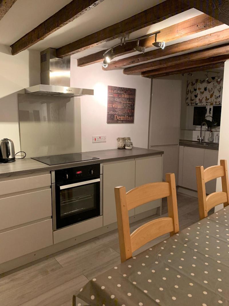 Appletree Cottages image