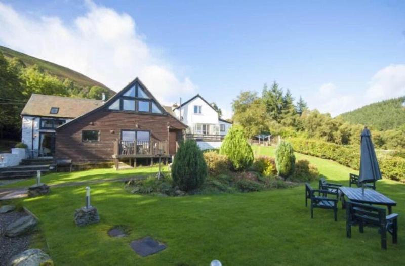 Dee Valley Cottages image
