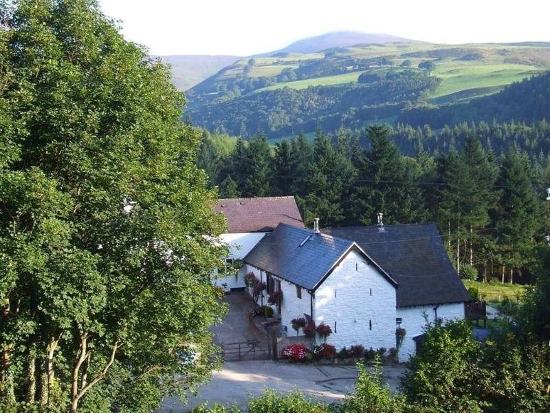 Dee Valley Cottages image