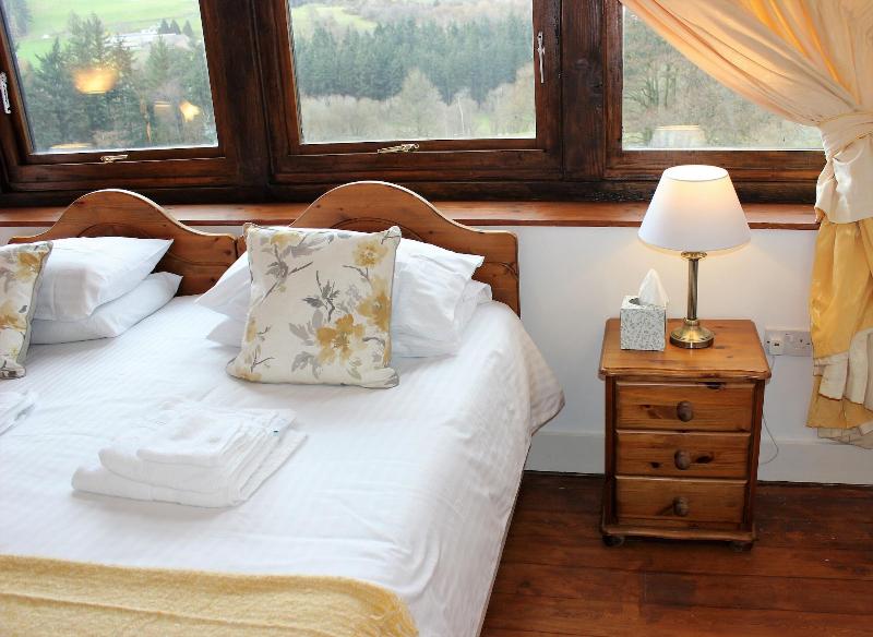 Dee Valley Cottages image