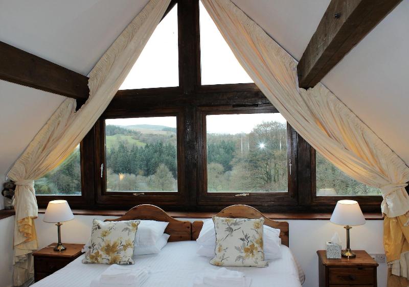 Dee Valley Cottages image
