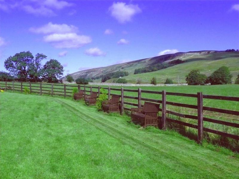 Skirfare Barn image