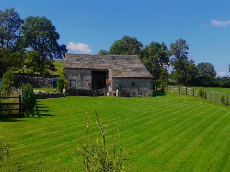 Skirfare Barn image