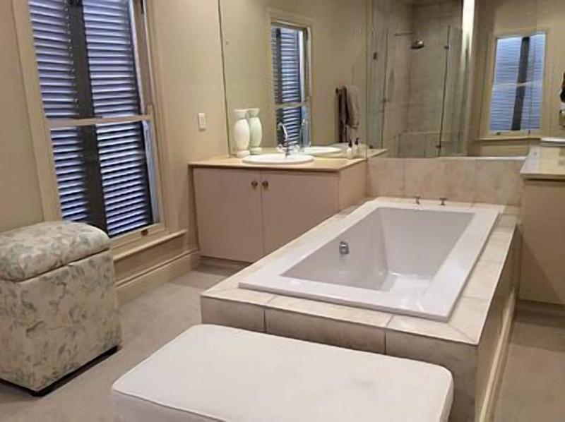 Arum Hill Lodge image