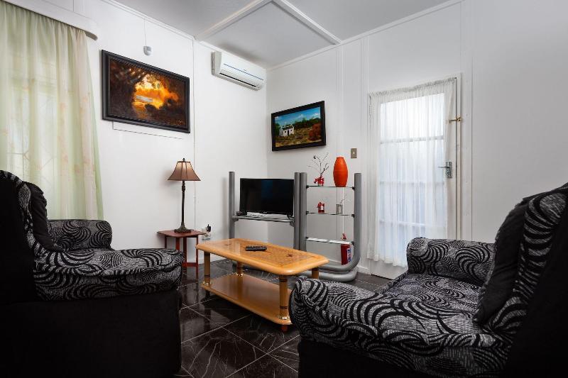 Gariep Dam SunRose Group of Guest Houses image