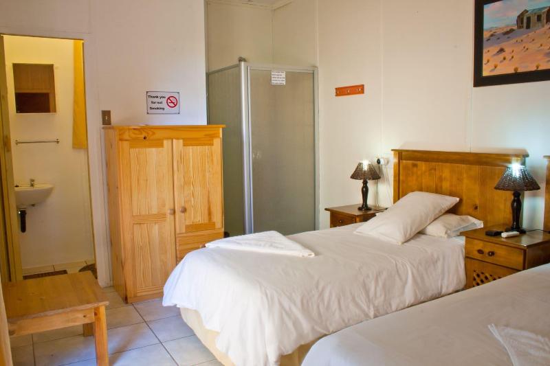 Gariep Dam SunRose Group of Guest Houses image