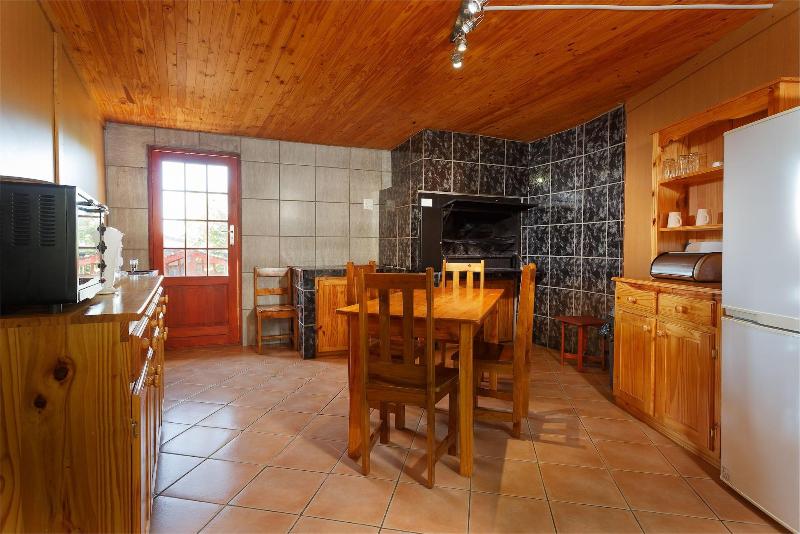 Gariep Dam SunRose Group of Guest Houses image