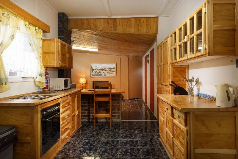 Gariep Dam SunRose Group of Guest Houses image