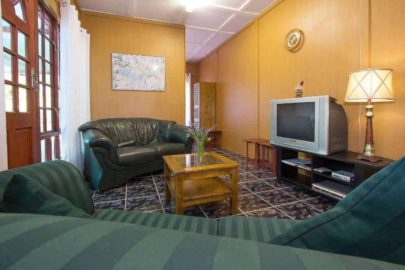 Gariep Dam SunRose Group of Guest Houses image