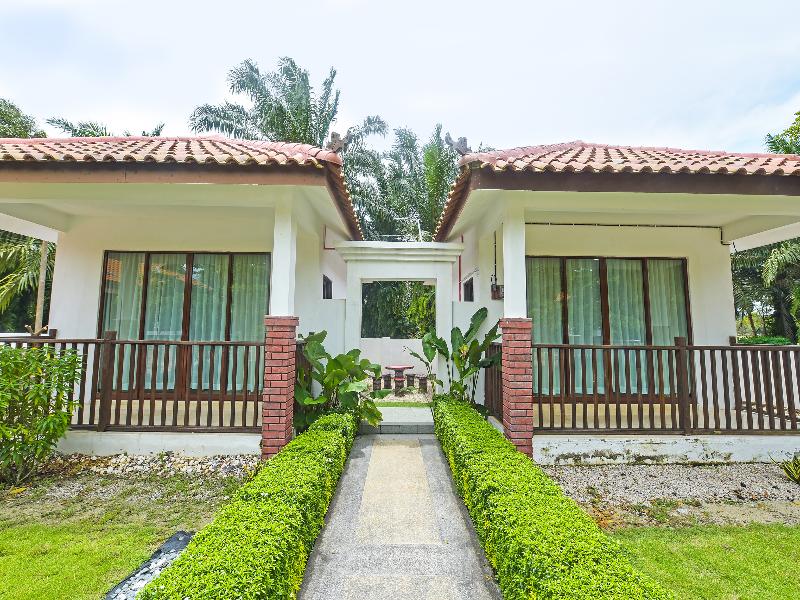 OYO Home 90332 Jentayu Homestay Pontian image