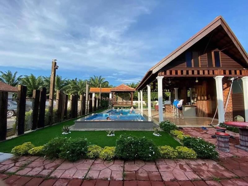 OYO Home 90332 Jentayu Homestay Pontian image