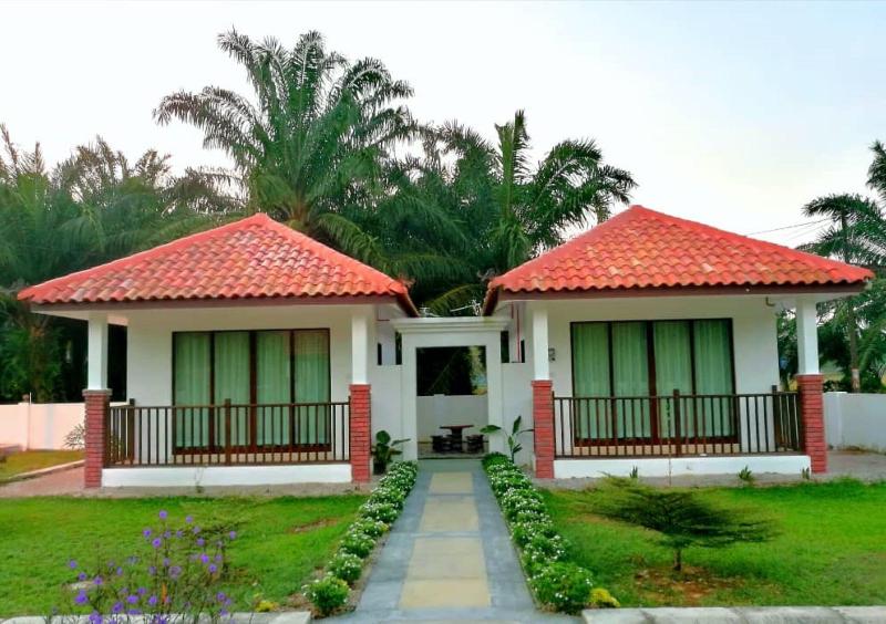 OYO Home 90332 Jentayu Homestay Pontian image