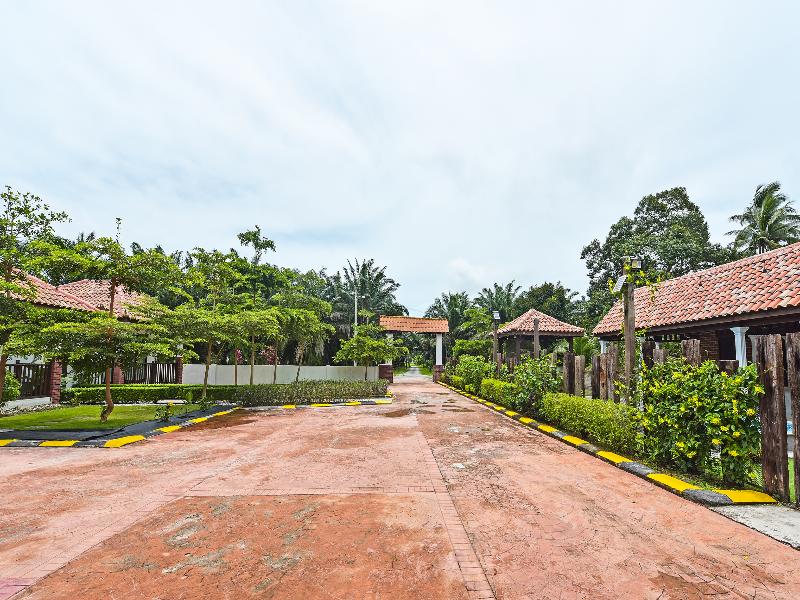 OYO Home 90332 Jentayu Homestay Pontian image
