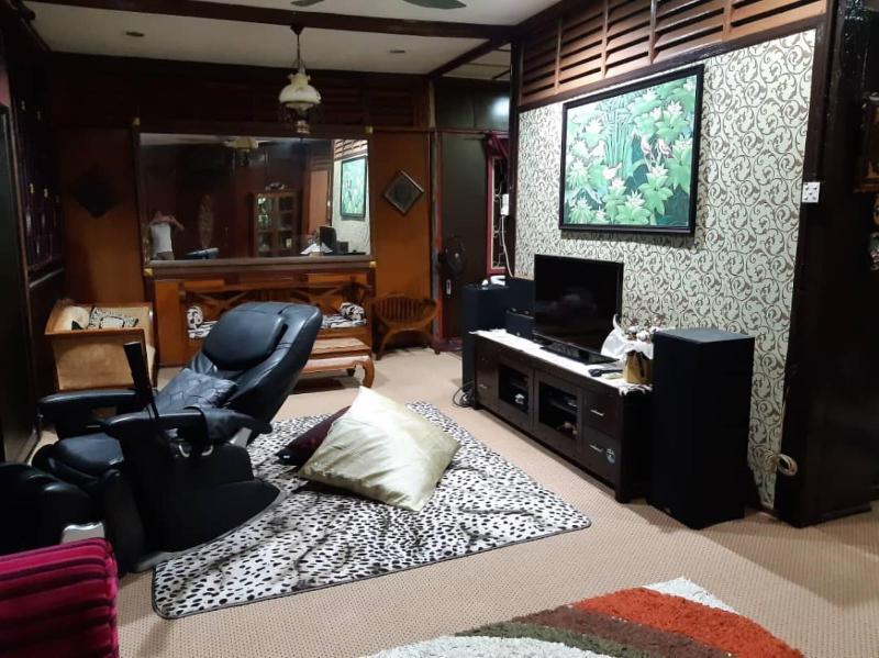 OYO Home 90332 Jentayu Homestay Pontian image