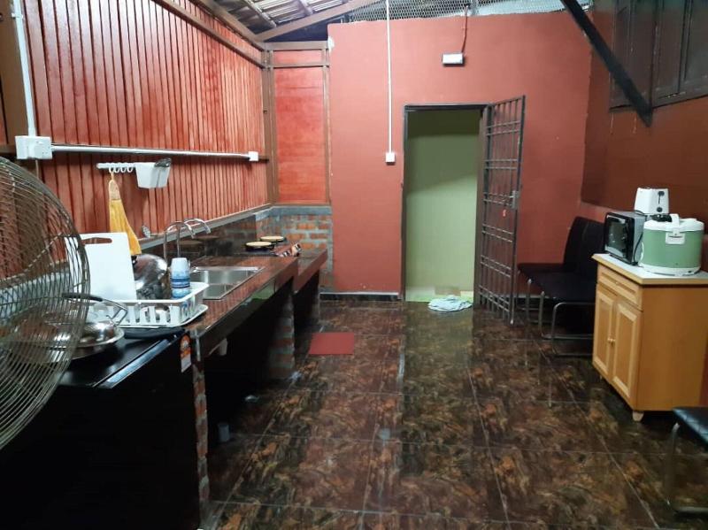 OYO Home 90332 Jentayu Homestay Pontian image