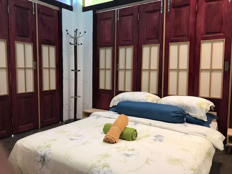 OYO Home 90332 Jentayu Homestay Pontian image
