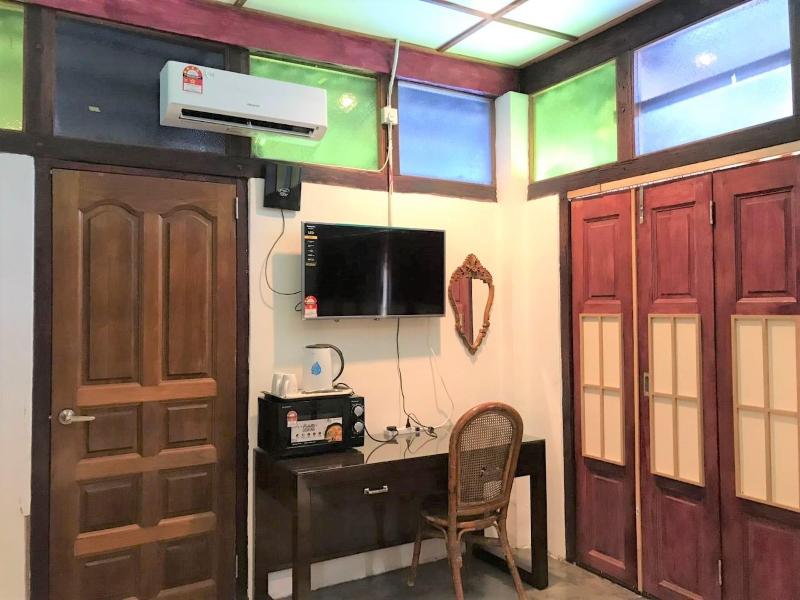 OYO Home 90332 Jentayu Homestay Pontian image