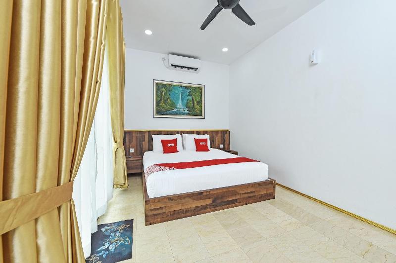 OYO Home 90332 Jentayu Homestay Pontian image