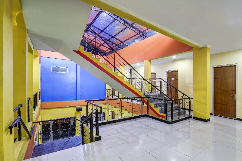 91036 Hotel Simpang Lima Gkpri image