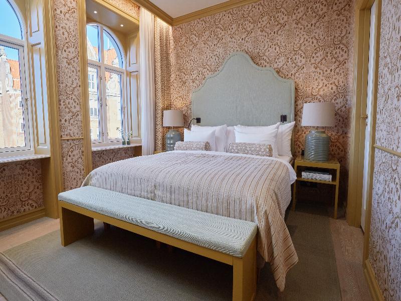 Henrik's Hotel image