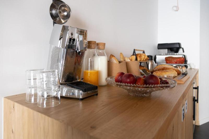 Logis Hotel L'Argence image