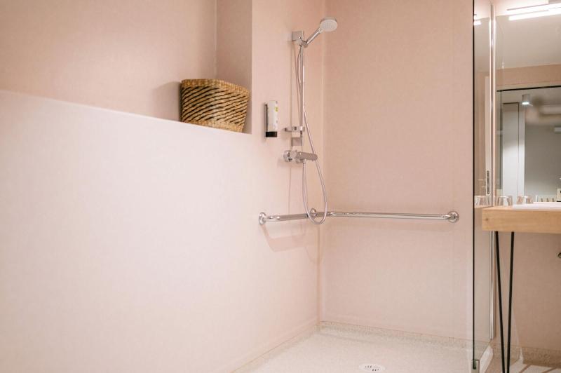 Logis Hotel L'Argence image