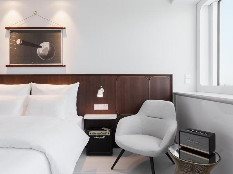 Ruby Luna Hotel Dusseldorf by IHG image