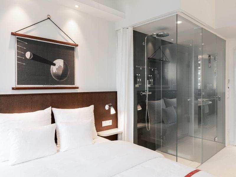 Ruby Luna Hotel Dusseldorf by IHG image