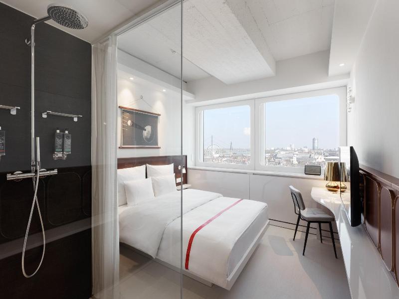 Ruby Luna Hotel Dusseldorf by IHG image