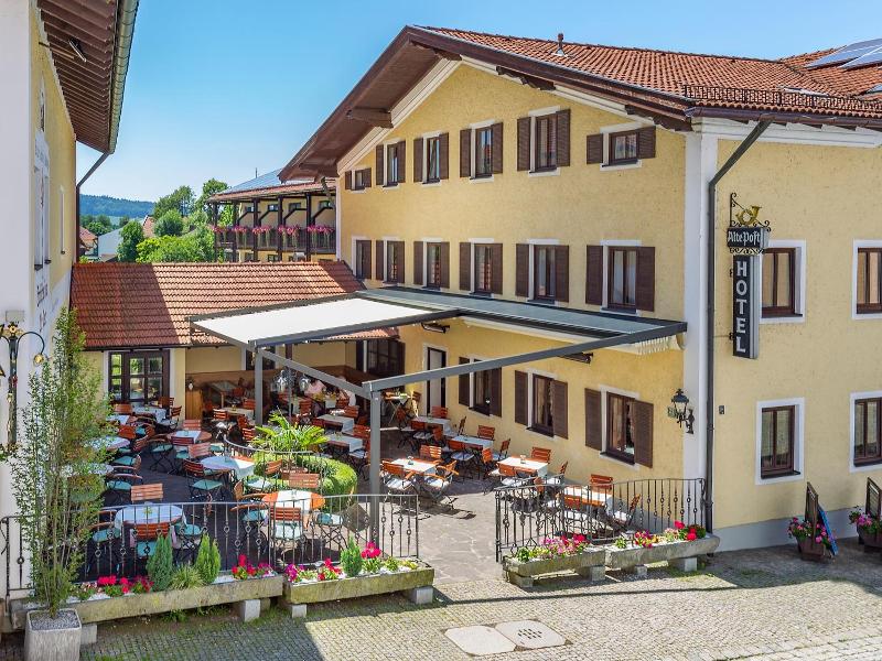 Grafliches Hotel Alte Post image