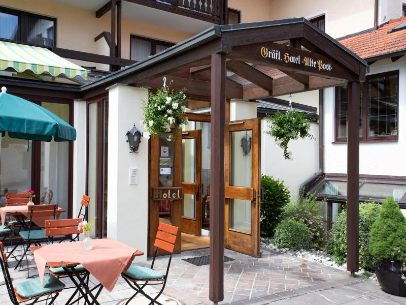 Grafliches Hotel Alte Post image