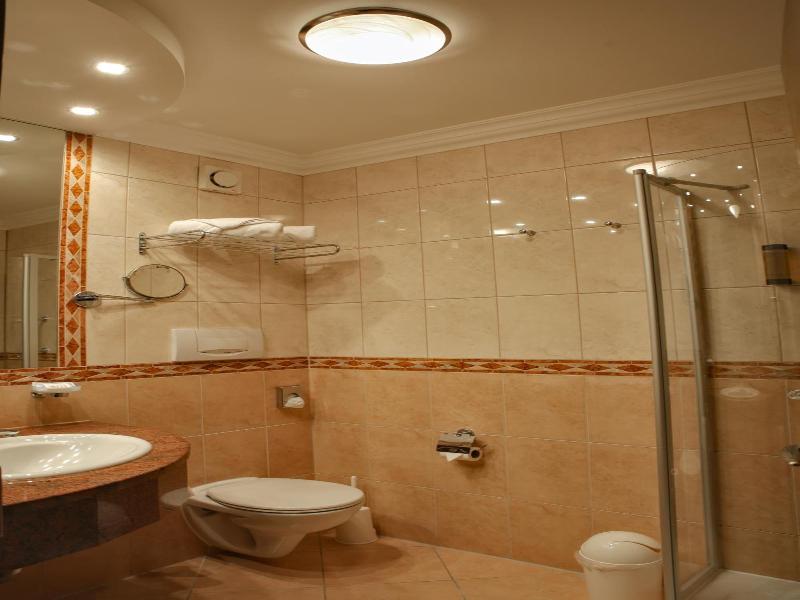 Grafliches Hotel Alte Post image