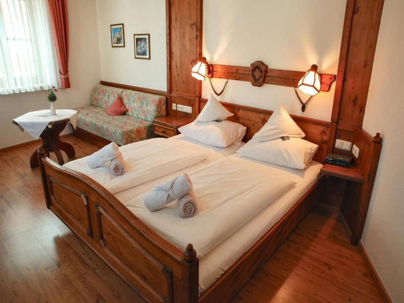 Grafliches Hotel Alte Post image