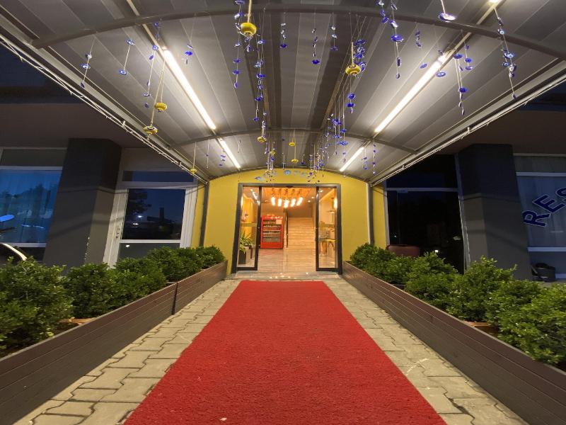 Roy Otel AkÃ§ay image
