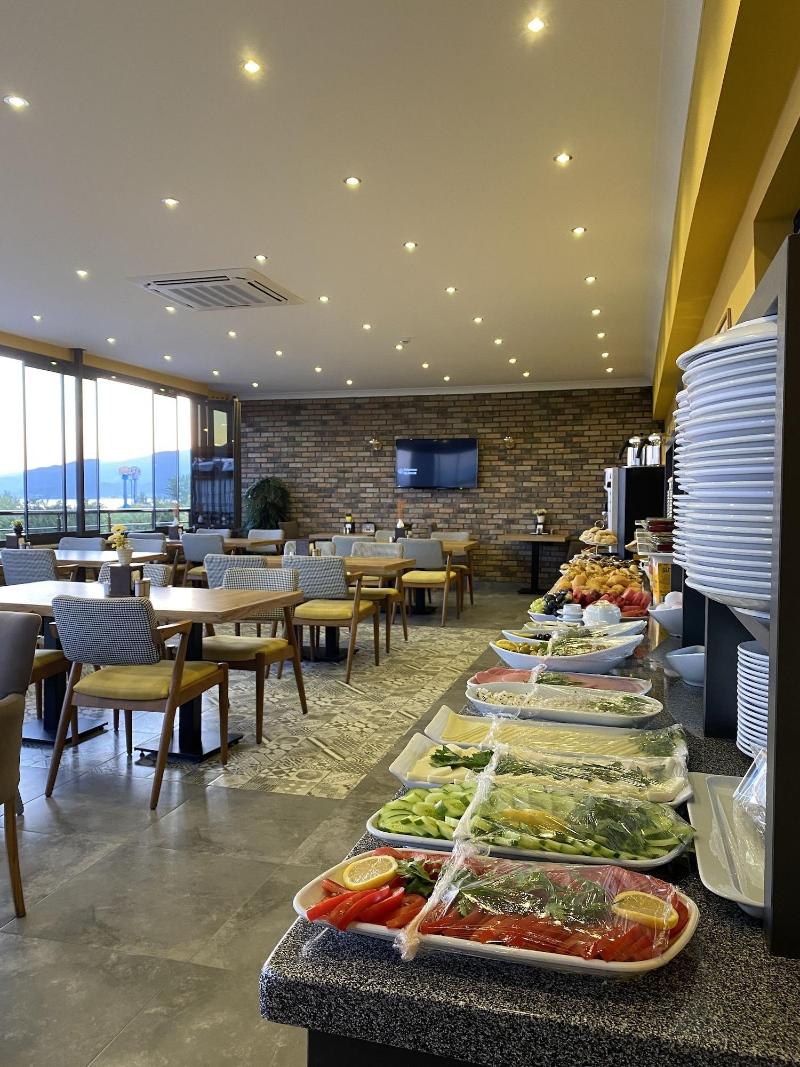 Roy Otel AkÃ§ay image