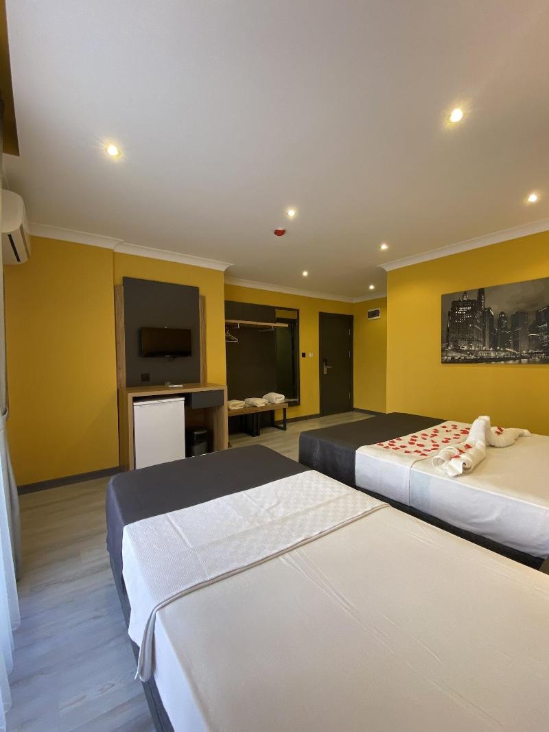 Roy Otel AkÃ§ay image