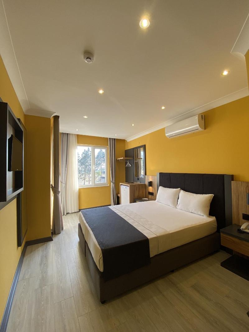 Roy Otel AkÃ§ay image