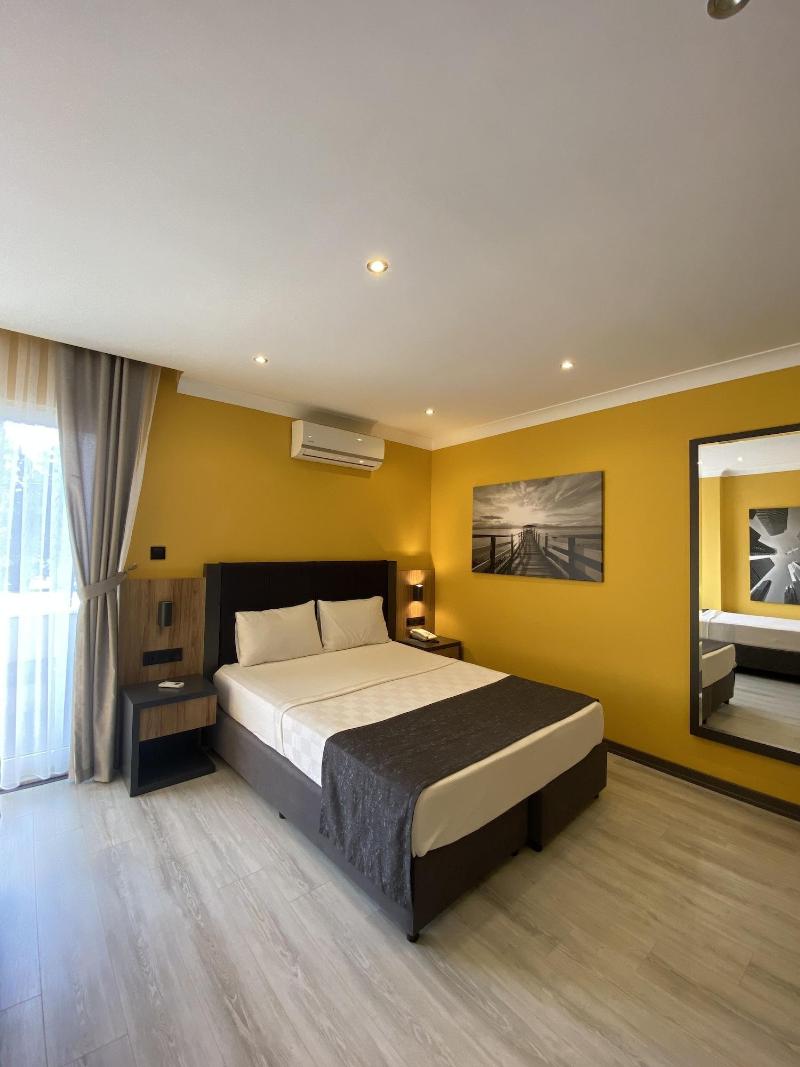 Roy Otel AkÃ§ay image