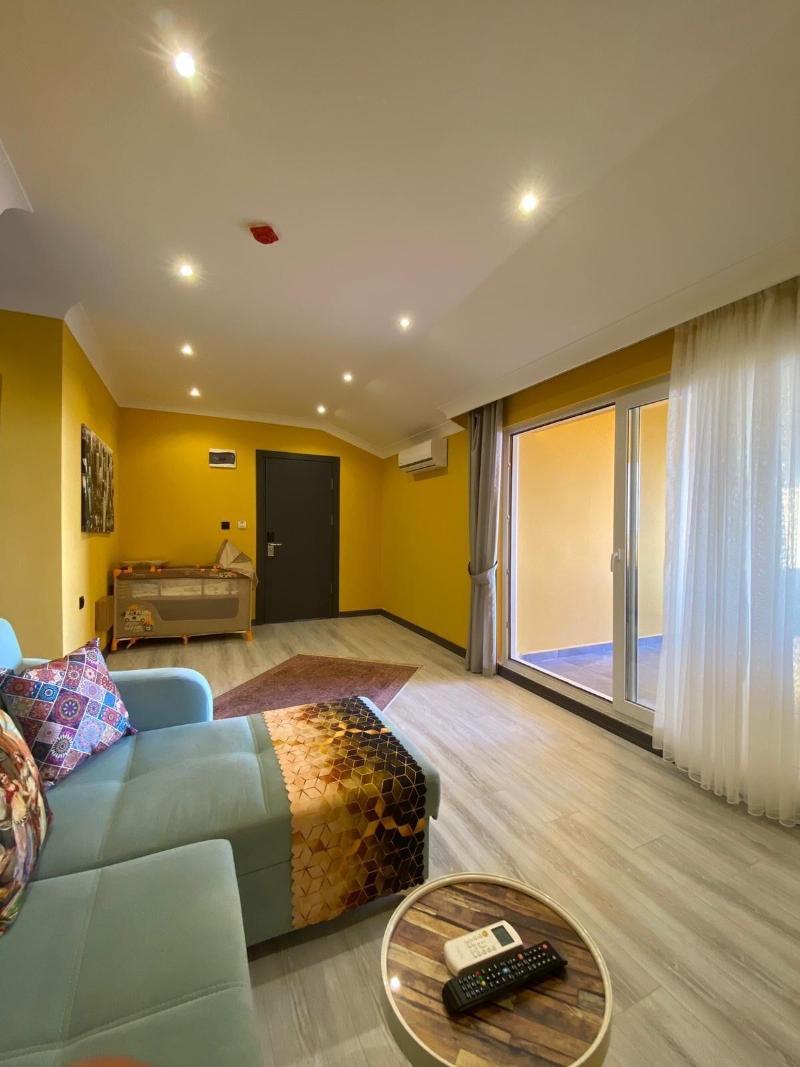 Roy Otel AkÃ§ay image