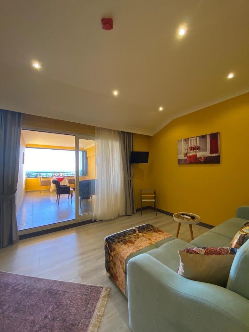 Roy Otel AkÃ§ay image
