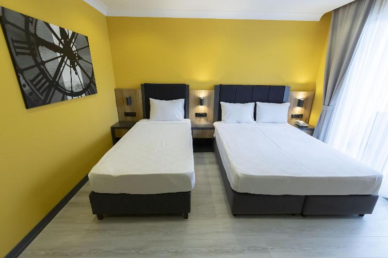 Roy Otel AkÃ§ay image