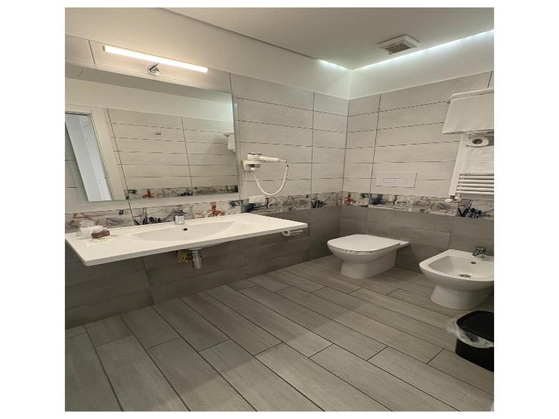 Hotel Pontemare image