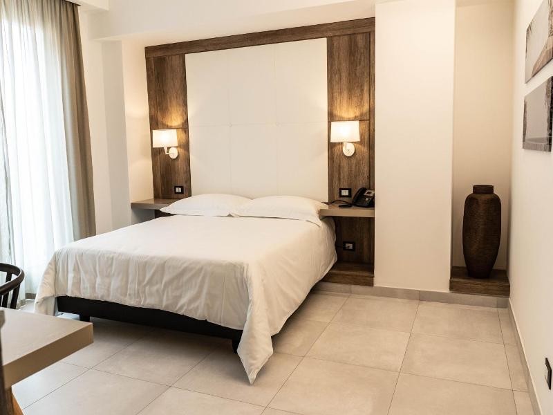 Hotel Pontemare image