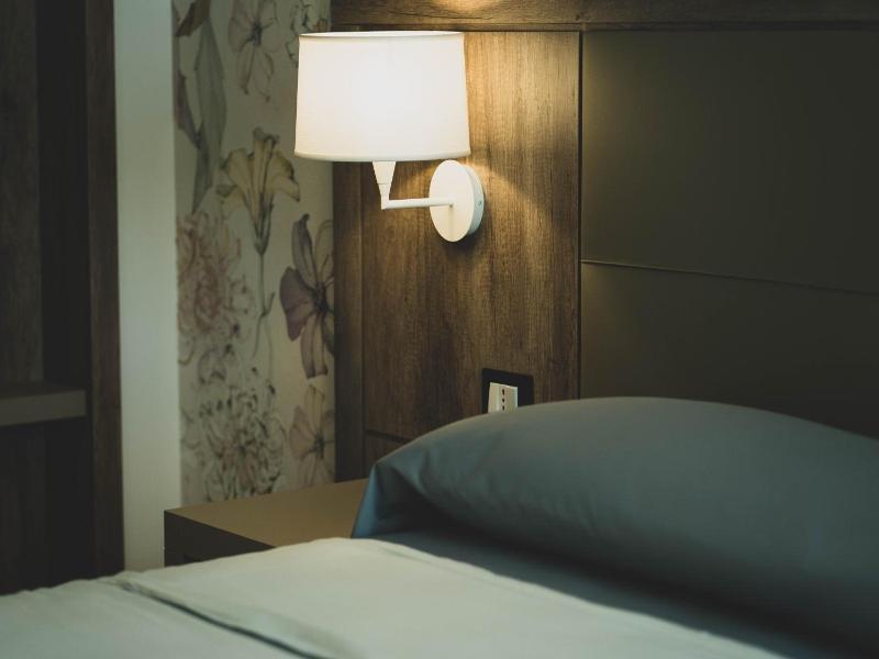 Hotel Pontemare image