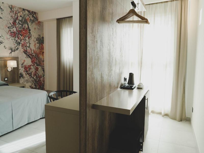 Hotel Pontemare image