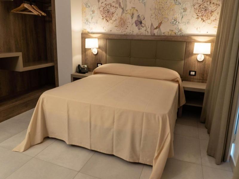 Hotel Pontemare image