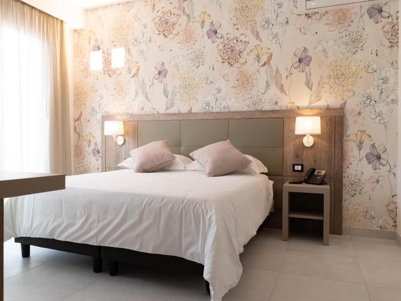 Hotel Pontemare image