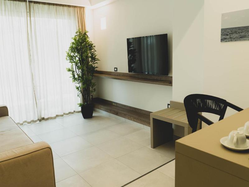 Hotel Pontemare image